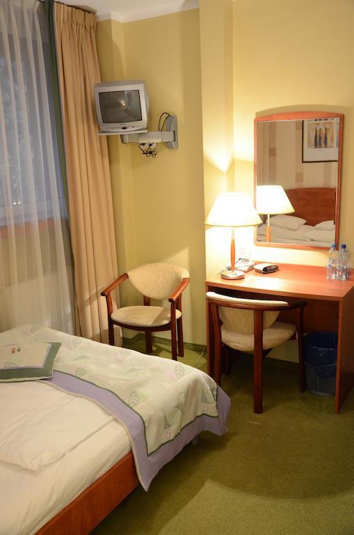 Agat Hotel Łódź Dış mekan fotoğraf