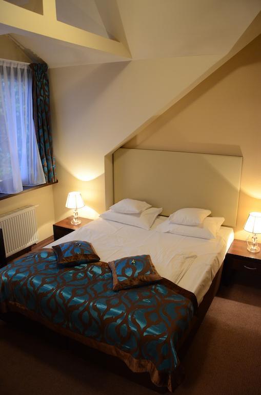 Agat Hotel Łódź Oda fotoğraf